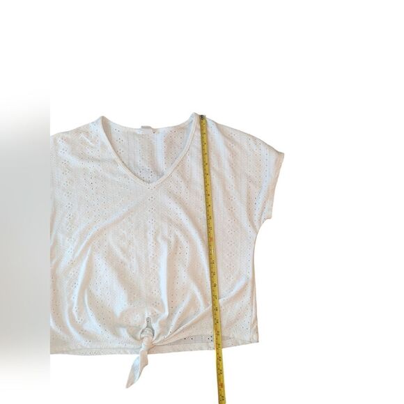 🛍️White Boho Tee Size Medium - Picture 4 of 5